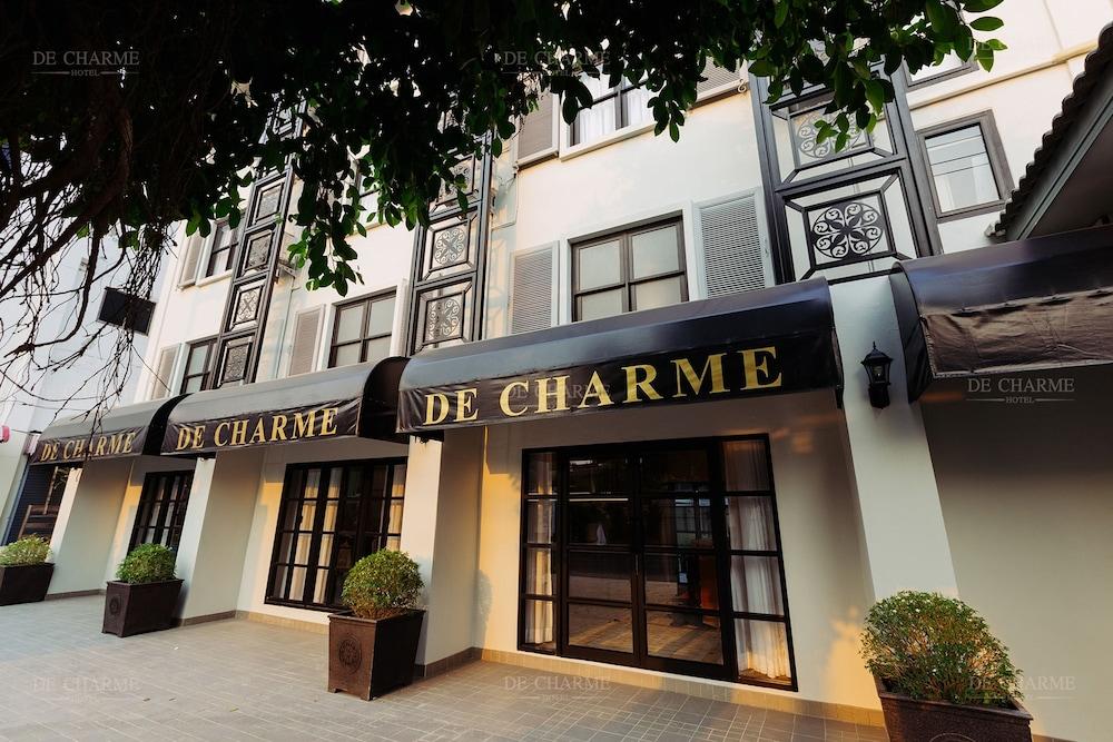 Decharme Hotel Chiang Mai Exteriör bild