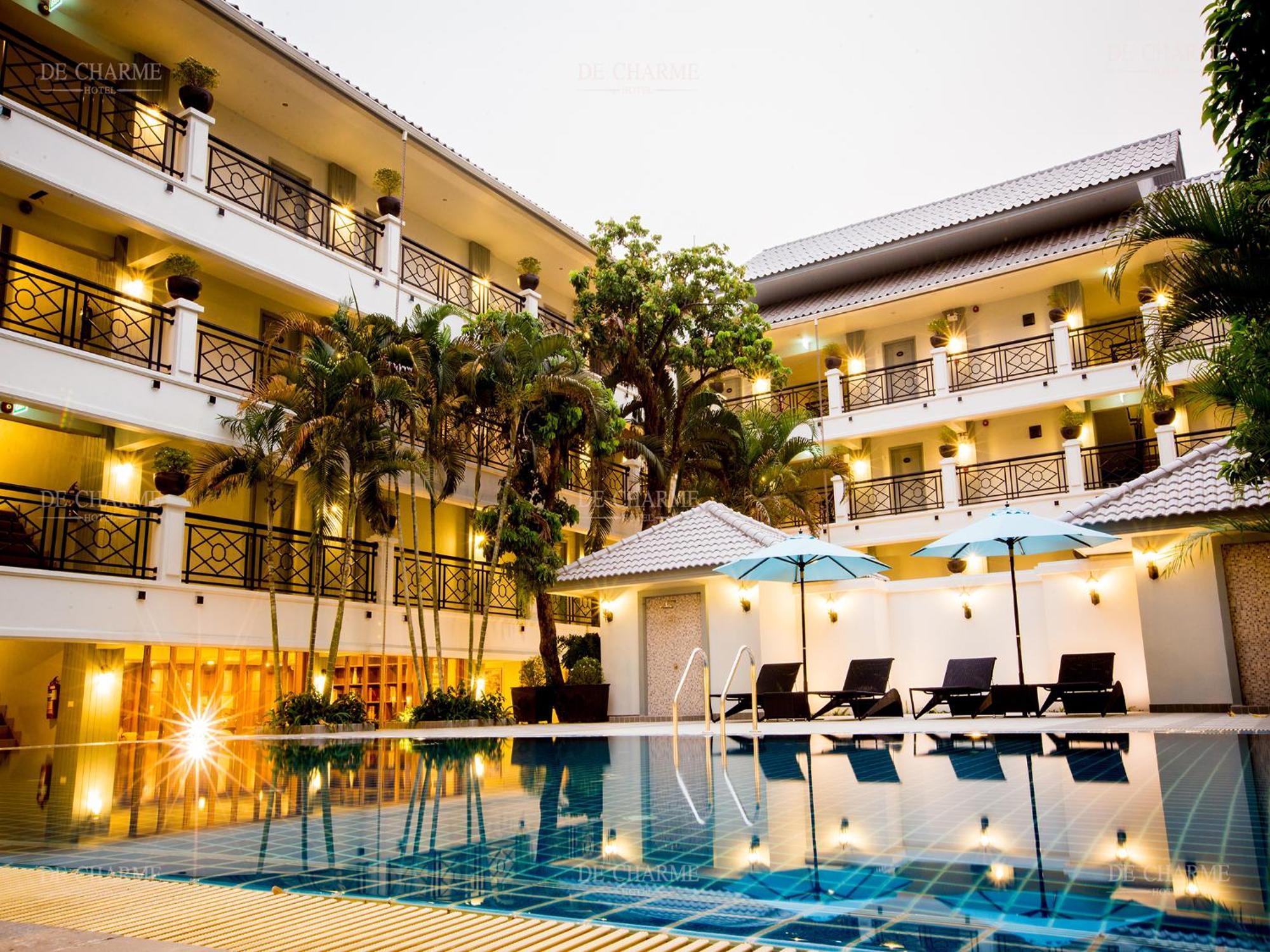 Decharme Hotel Chiang Mai Exteriör bild