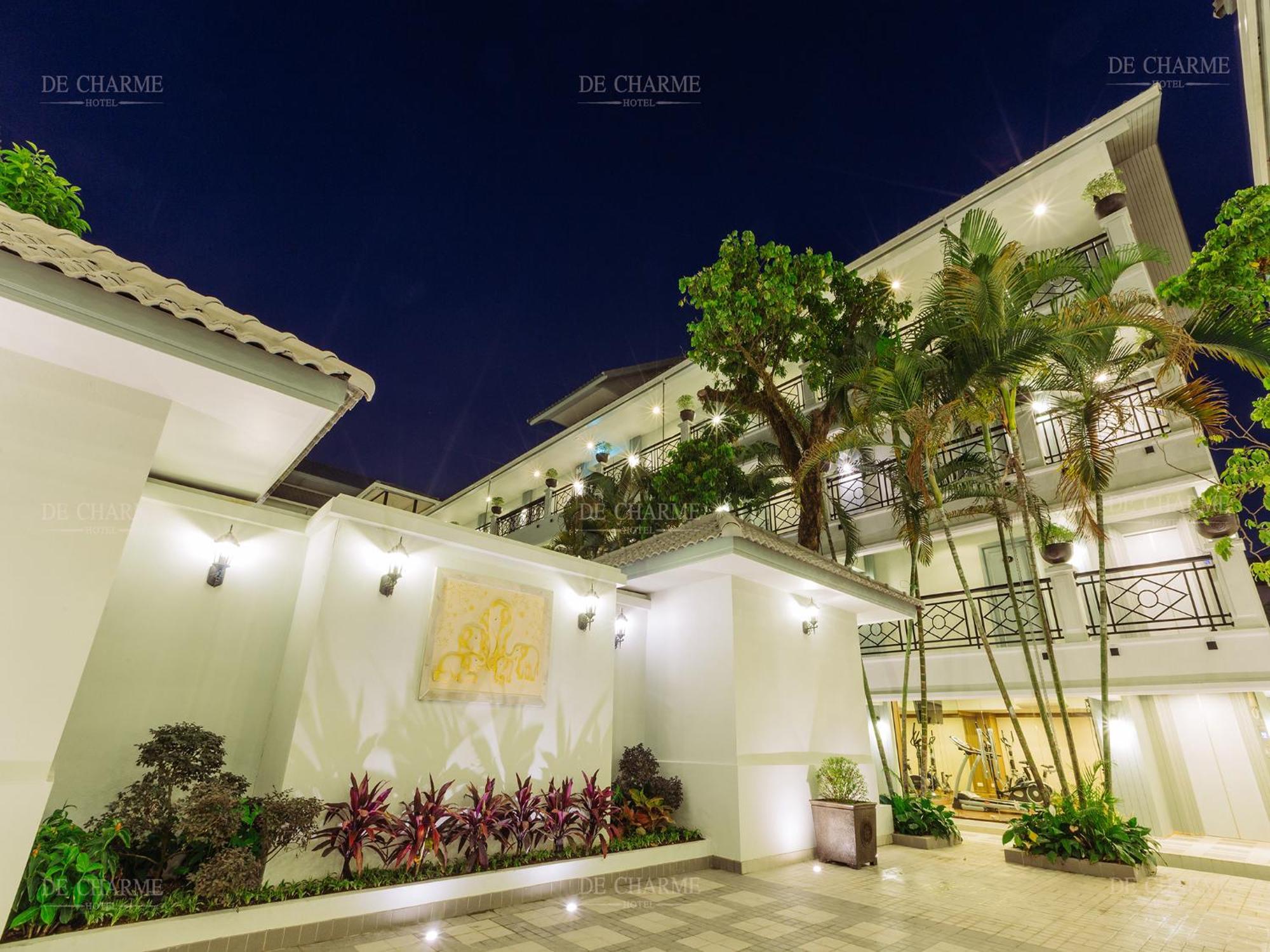 Decharme Hotel Chiang Mai Exteriör bild