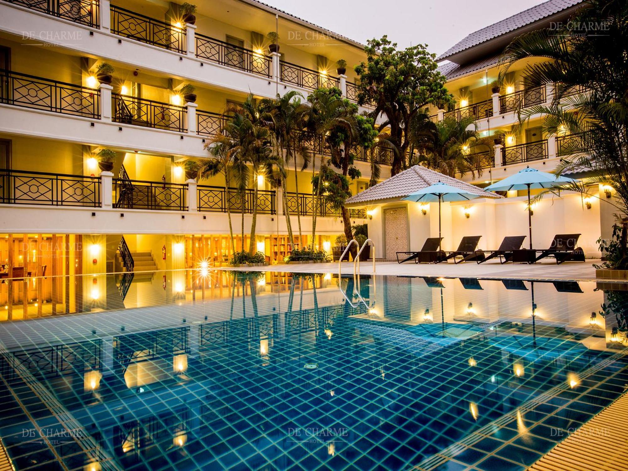Decharme Hotel Chiang Mai Exteriör bild
