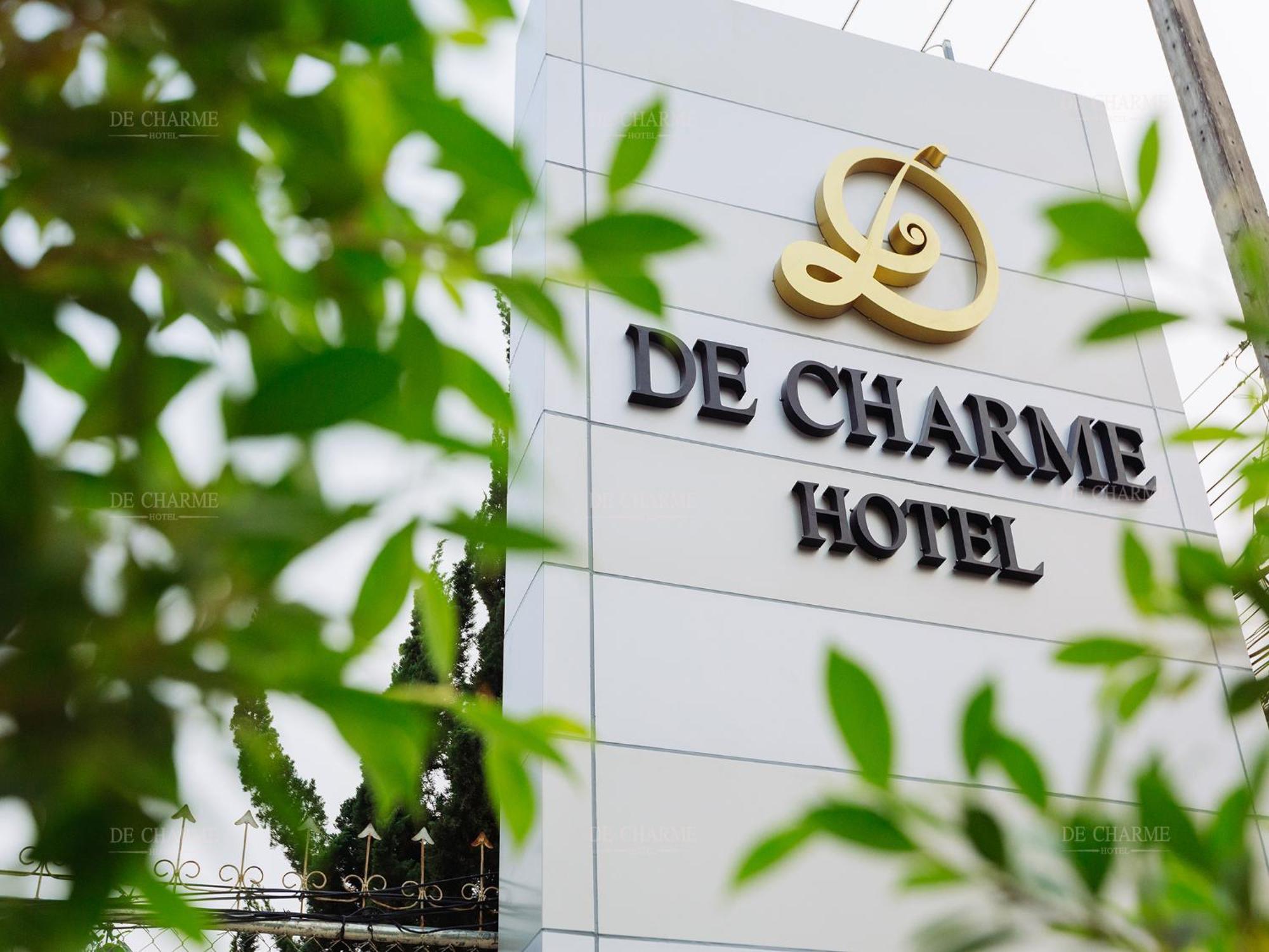 Decharme Hotel Chiang Mai Exteriör bild