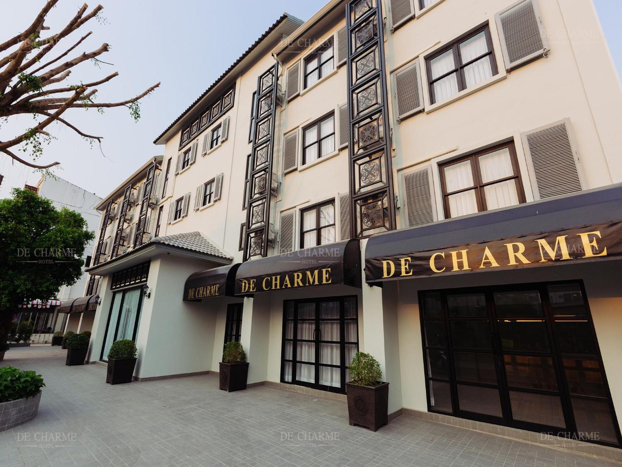 Decharme Hotel Chiang Mai Exteriör bild