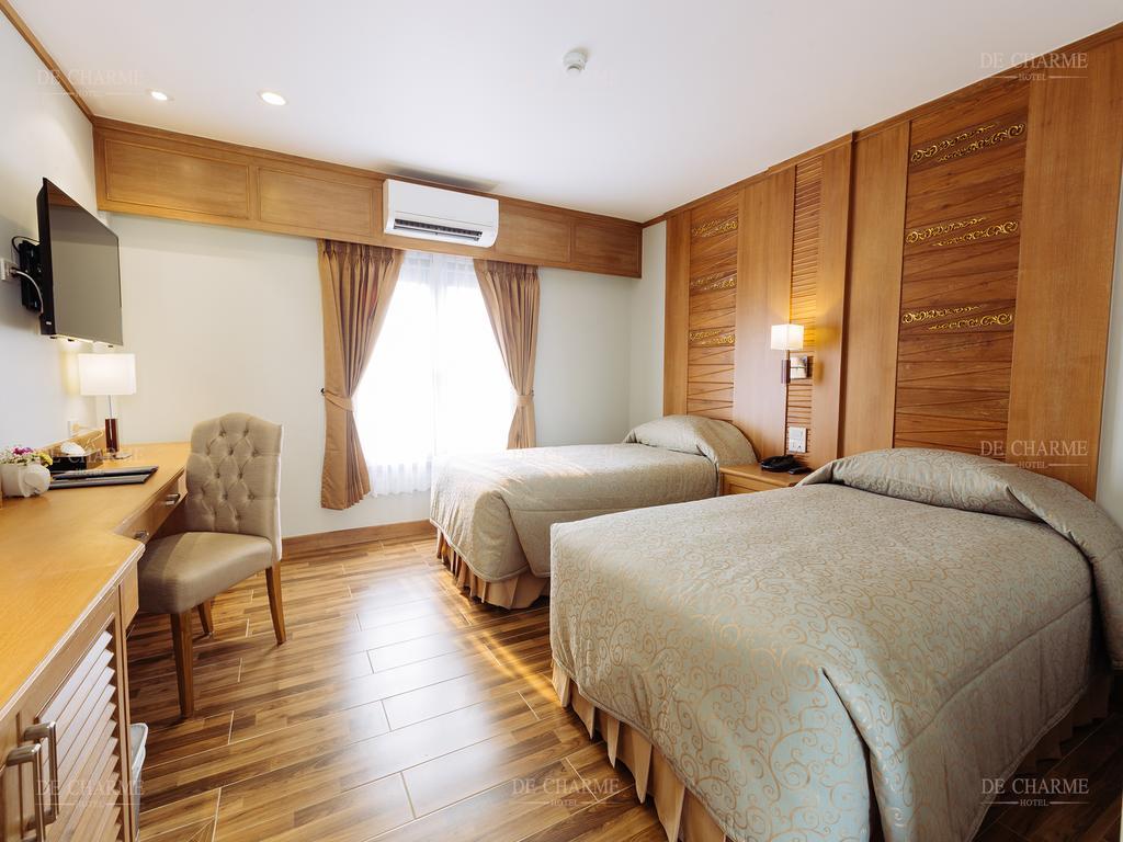 Decharme Hotel Chiang Mai Exteriör bild