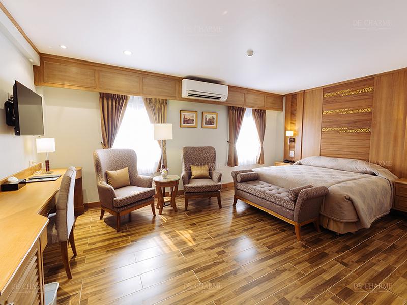 Decharme Hotel Chiang Mai Exteriör bild