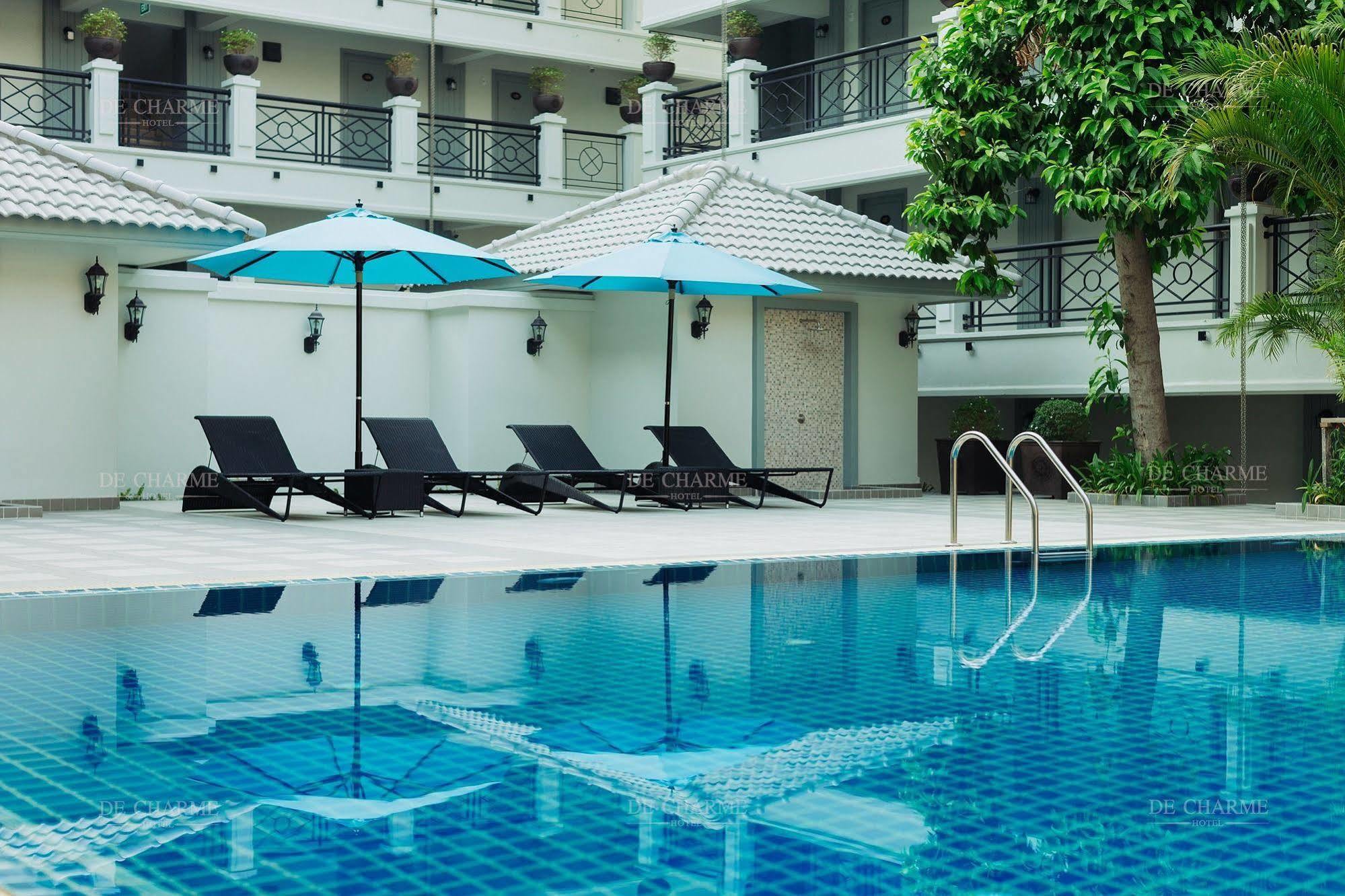 Decharme Hotel Chiang Mai Exteriör bild